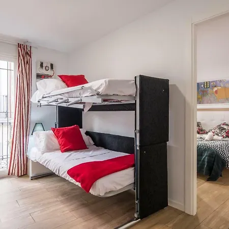San Isidro, Ozono Appartement